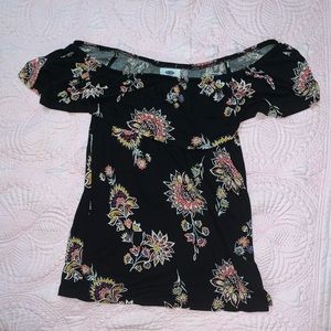 Off shoulder floral shirt